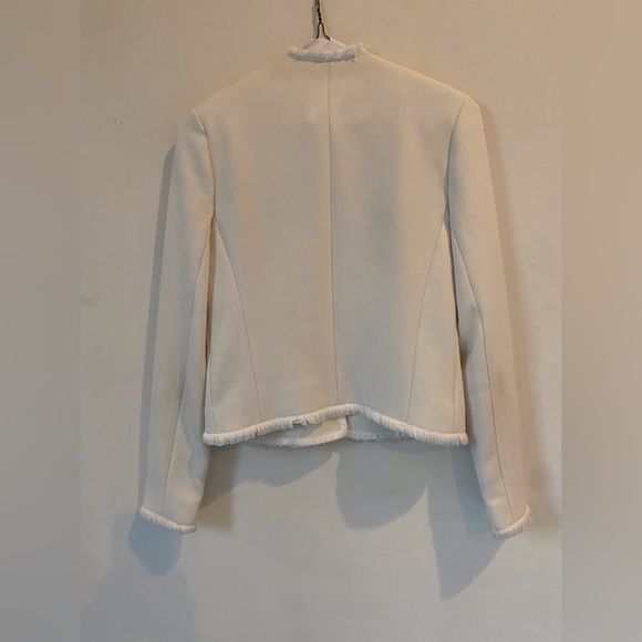 L’AGENCE creme blazer, size 2 - Picture 2 of 9